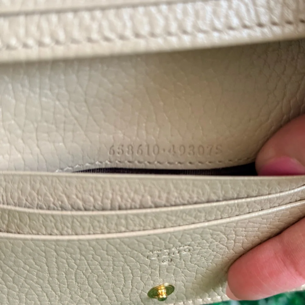 Gucci Beige and Cream Ophidia Card Wallet